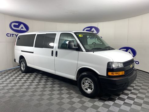 Used 2023 Chevrolet Express 3500 LS RWD image 1