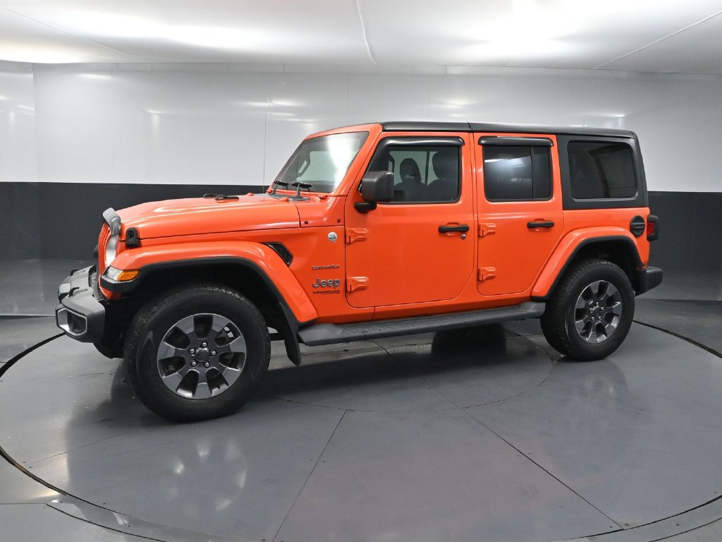 Used 2018 Jeep Wrangler Unlimited Sahara w/ Dual Top Group AWD/4WD image 8
