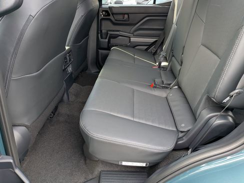 New 2025 Toyota 4Runner TRD Off-Road Premium image 19