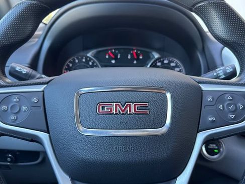 Used 2024 GMC Terrain SLE FWD image 35