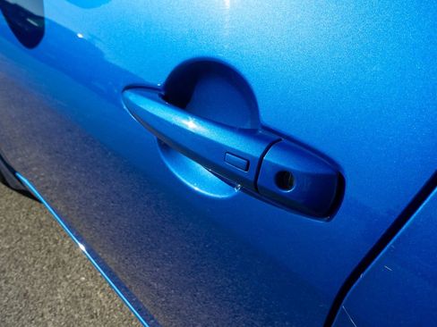 Used 2023 Nissan Sentra SV w/ SV Premium Package image 10