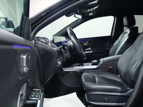Certified 2023 Mercedes-Benz GLA 250 4MATIC image 5