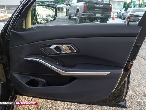 Used 2022 BMW 330i xDrive Sedan w/ Convenience Package image 29