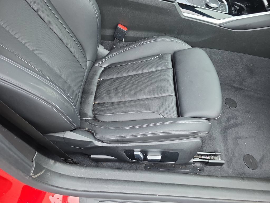 Used 2022 BMW 230i Coupe w/ Convenience Package RWD image 12