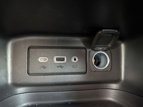 Used 2022 Chevrolet Equinox LS w/ LS Convenience Package image 21