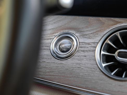 Used 2019 Mercedes-Benz E 450 Coupe w/ AMG Line Package image 18