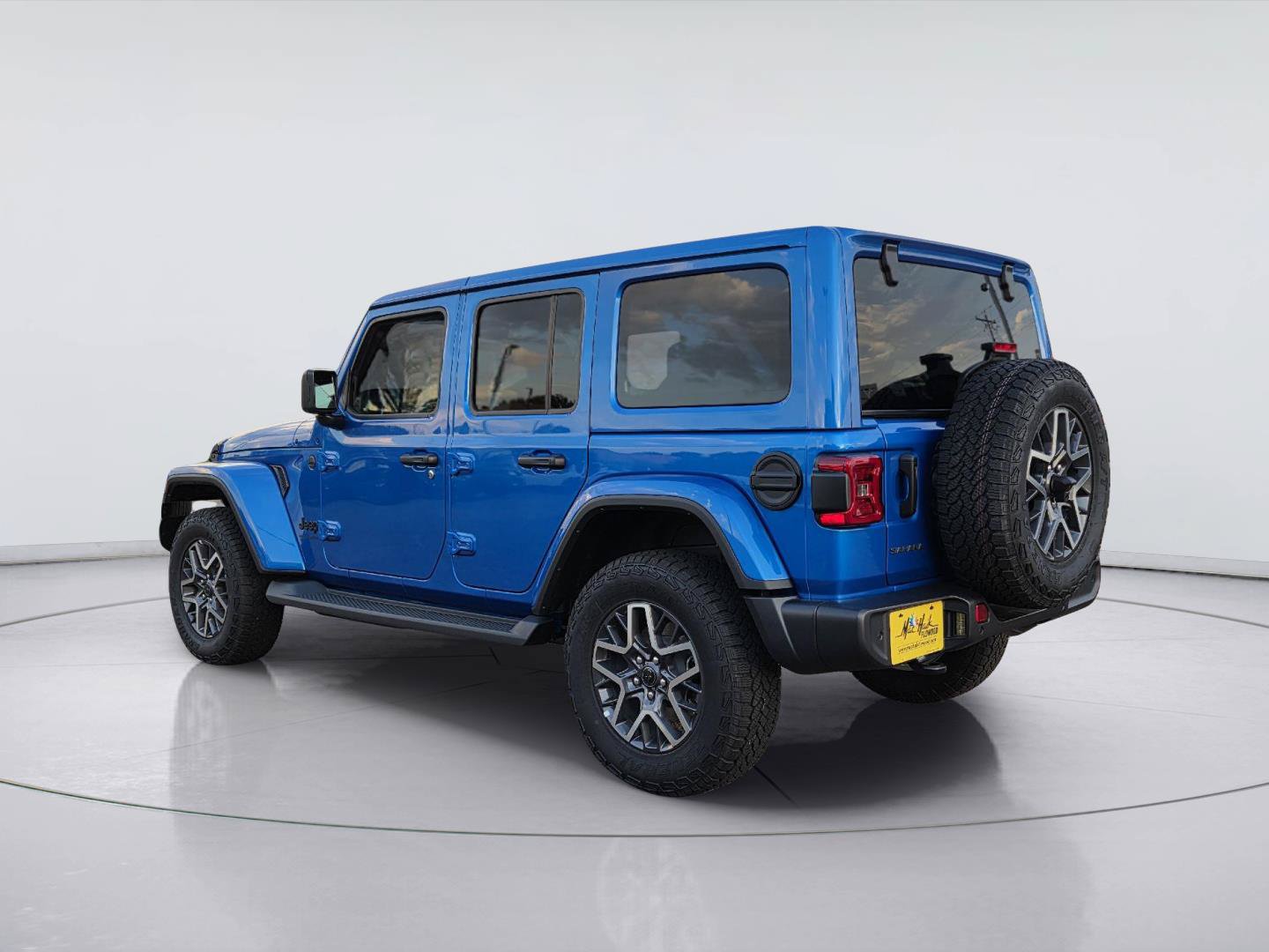 New 2026 Jeep Wrangler Unlimited Sahara AWD/4WD image 5