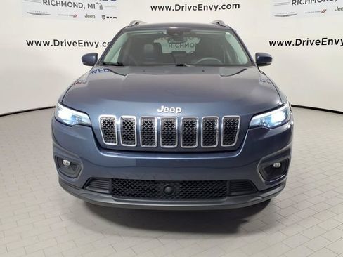 Used 2021 Jeep Cherokee Latitude Lux w/ Comfort/Convenience Group AWD/4WD image 2