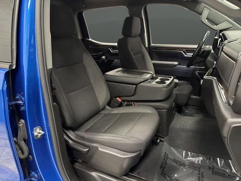 Used 2024 GMC Sierra 1500 Elevation image 31