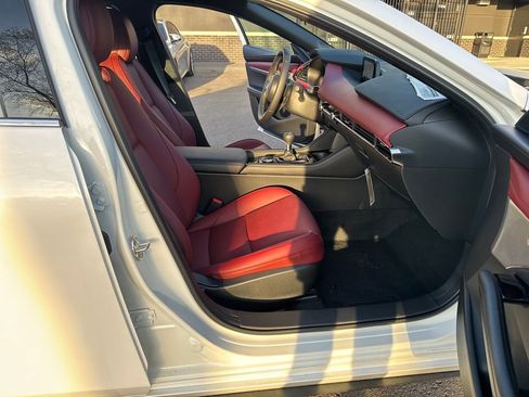 New 2026 MAZDA MAZDA3 2.5 S Hatchback w/ Premium Pkg image 58