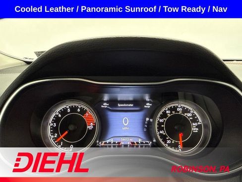 Used 2022 Jeep Cherokee Trailhawk w/ Sun, Sound & Nav Group AWD/4WD image 31