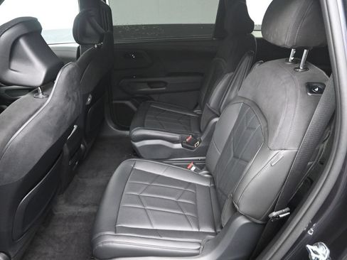 Used 2027 Kia Telluride SX Prestige X-Pro AWD/4WD image 30