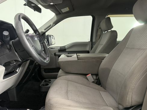 Used 2017 Ford F150 XLT AWD/4WD image 14