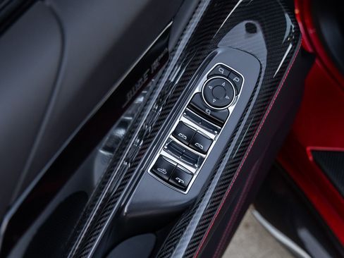 Used 2025 Chevrolet Corvette Z06 image 25