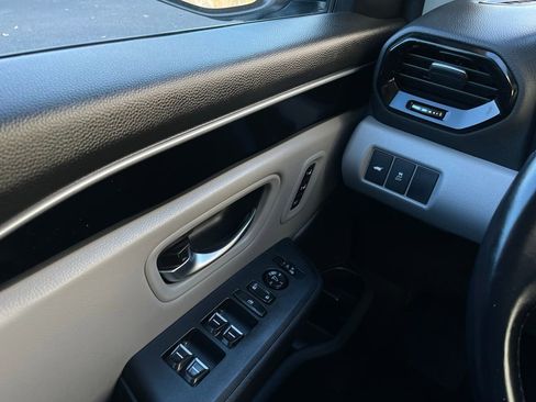 Certified 2025 Honda Pilot EX-L image 22