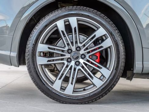 Used 2020 Audi SQ5 Premium Plus w/ Premium Plus Package image 15