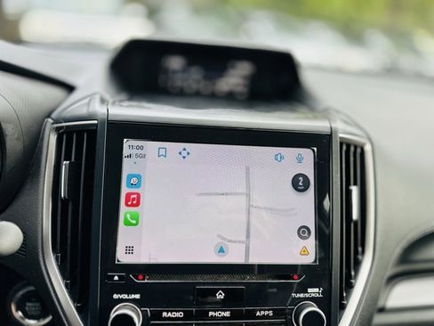 Used 2019 Subaru Forester Limited image 10