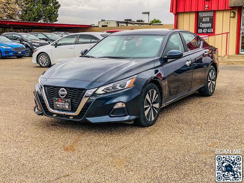 Used 2022 Nissan Altima 2.5 SV FWD image 4