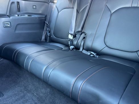 Used 2024 Honda Pilot TrailSport image 32