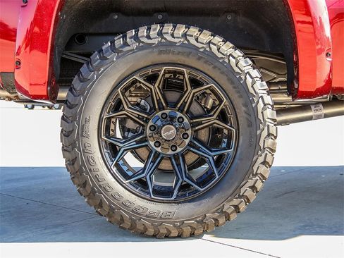 New 2025 Chevrolet Silverado 1500 RST image 9