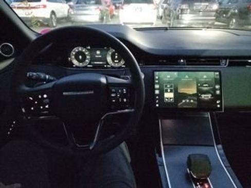 Used 2024 Land Rover Range Rover Evoque Dynamic SE image 7