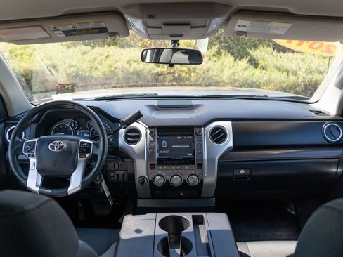 Used 2017 Toyota Tundra SR5 w/ TRD Off Road Package AWD/4WD image 21