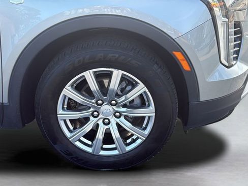 Used 2023 Cadillac XT4 Premium Luxury AWD/4WD image 24