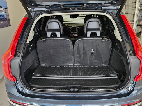 Certified 2022 Volvo XC90 T8 Inscription Expression w/ Advanced Package image 10