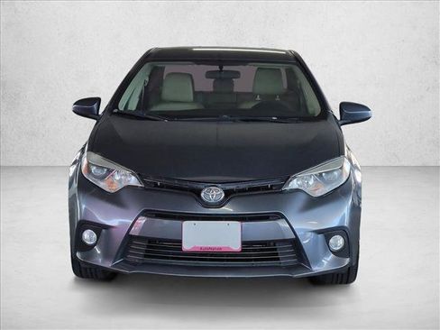 Used 2015 Toyota Corolla LE FWD image 2