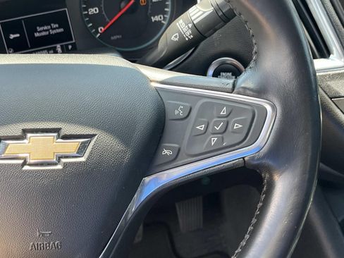 Used 2019 Chevrolet Malibu LT w/ Leather Package FWD image 27
