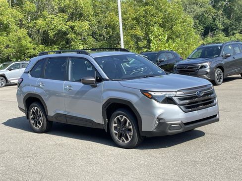 Used 2025 Subaru Forester Premium w/ Convenience Package #2 image 7