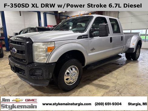 Used 2011 Ford F350 XL w/ Skid Plate Pkg image 1