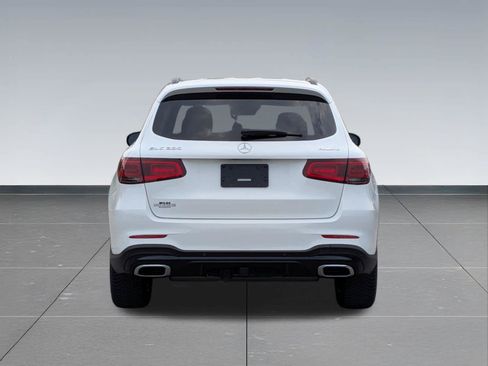 Used 2021 Mercedes-Benz GLC 300 4MATIC image 4
