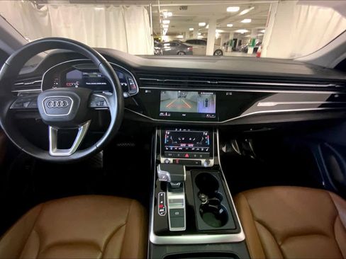 Used 2022 Audi Q8 Premium Plus image 15