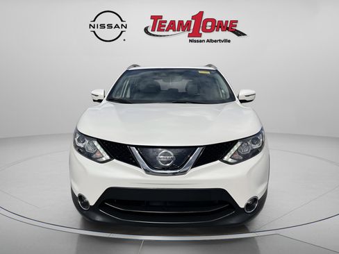 Used 2019 Nissan Rogue Sport SL w/ Premium Package image 2