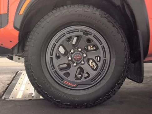 Certified 2025 Nissan Frontier PRO-4X w/ Interior Protection Package AWD/4WD image 16