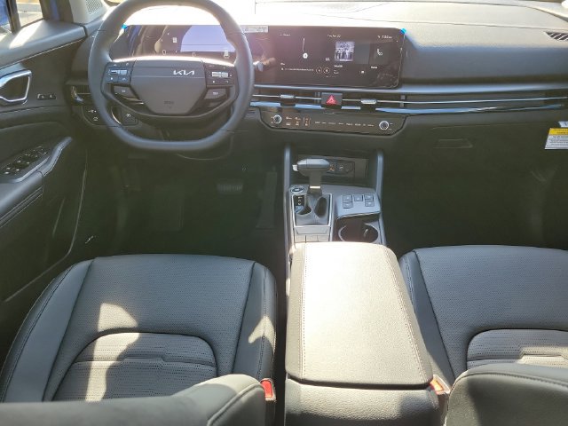 New 2026 Kia Sportage SX AWD/4WD image 16