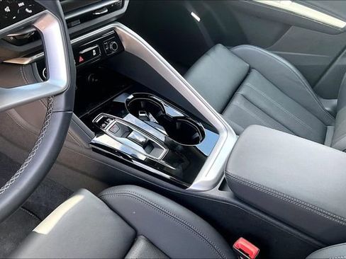 Used 2025 Audi Q5 Premium Plus w/ Premium Plus AWD/4WD image 14