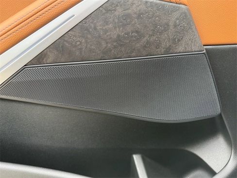 Used 2022 BMW X5 sDrive40i w/ M Sport Package image 13