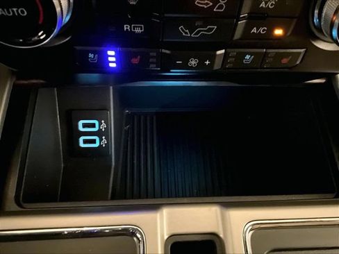 Used 2018 Ford F150 Lariat AWD/4WD image 31