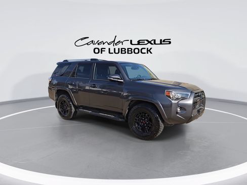 Used 2022 Toyota 4Runner SR5 Premium w/ Moonroof Package RWD image 2