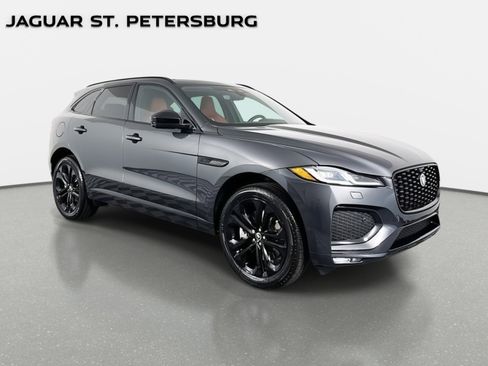 Used 2026 Jaguar F-PACE R-Dynamic S AWD/4WD image 3