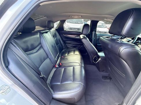 Used 2019 Cadillac XTS Luxury image 31