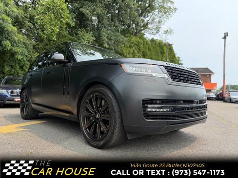 Used 2025 Land Rover Range Rover SE AWD/4WD image 11