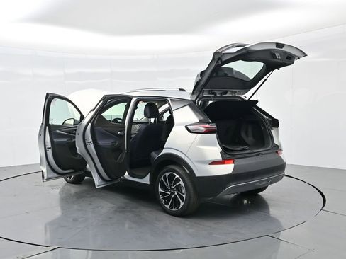 Used 2023 Chevrolet Bolt EUV Premier image 42