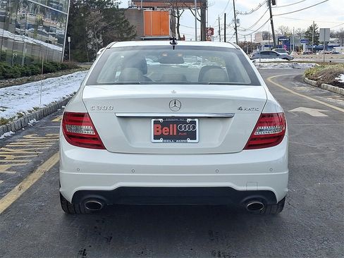Used 2012 Mercedes-Benz C 300 4MATIC Sedan image 6