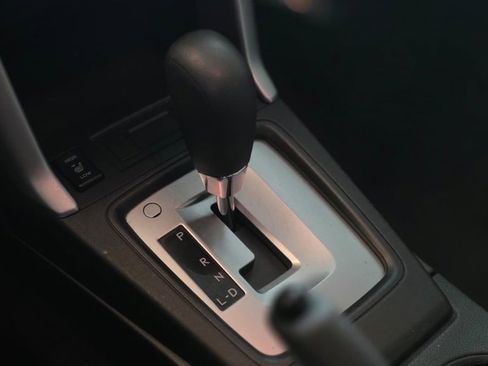 Used 2015 Subaru Forester 2.5i Premium w/ All-Weather Package image 19