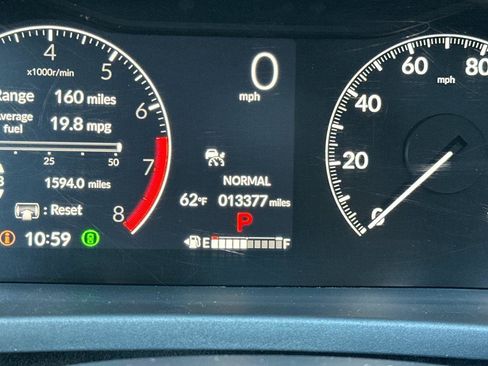 Certified 2025 Honda Pilot Touring image 27