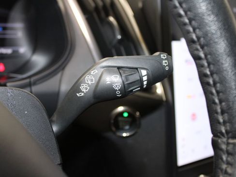 Used 2022 Ford Edge Titanium image 41