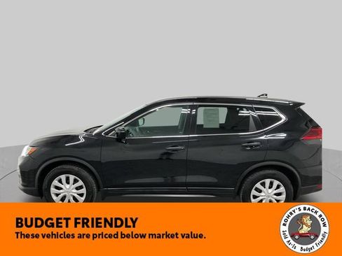 Used 2017 Nissan Rogue S FWD image 3